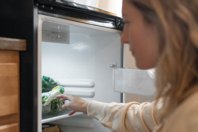 The Benefits of Stainless Steel Mini Fridges for Small Spaces
